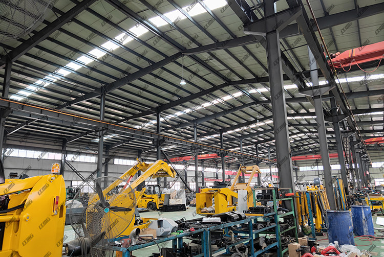 Skid steer loader factory 3